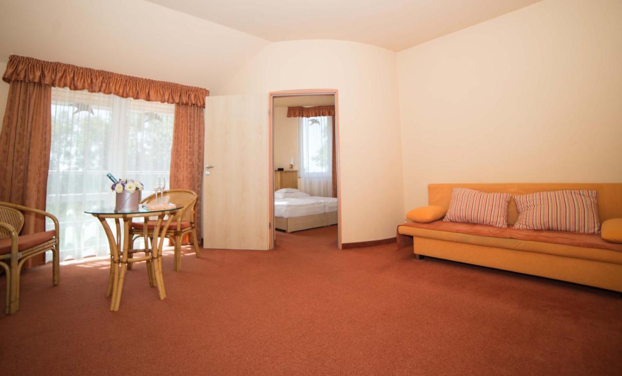 Termálhotel Martfű Martfů Exterior foto
