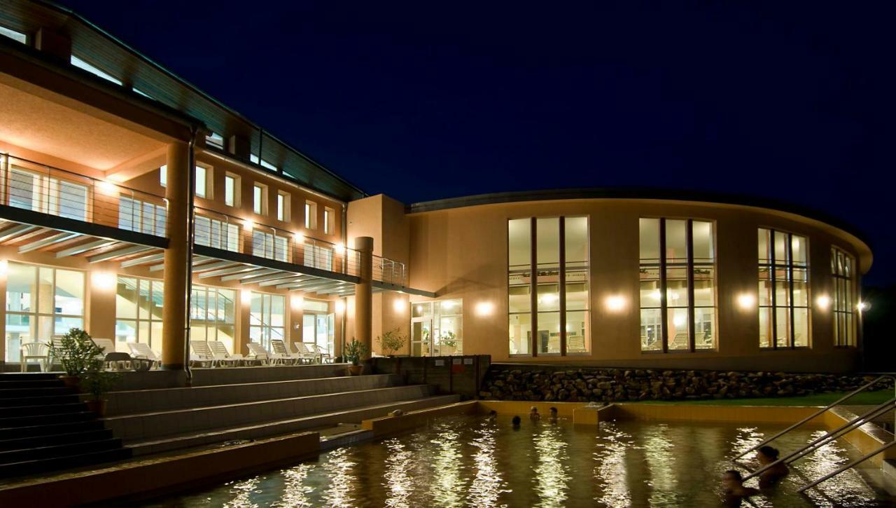 Termálhotel Martfű Martfů Exterior foto